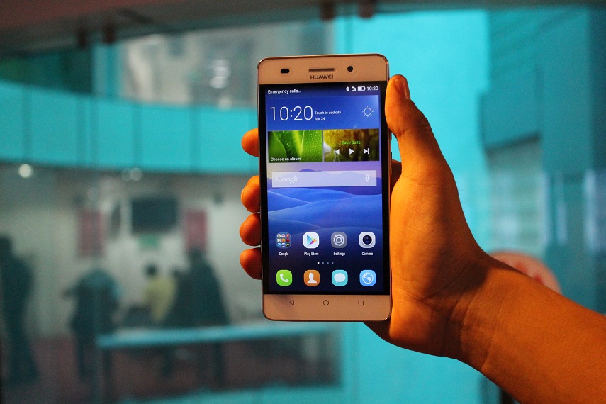 Huawei Gplay mini looks identical to Honor 4c