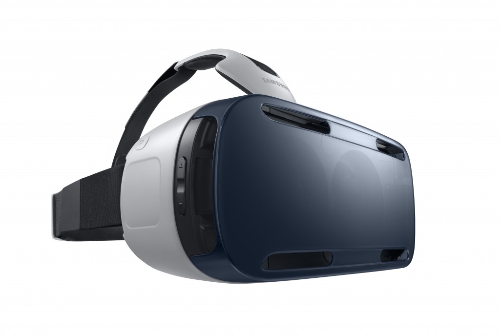 Galaxy-Gear-VR-facing-right