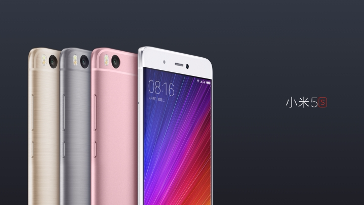 The Mi5's back panel was made up of glass, the Xiaomi Mi5s comes with a metal body.