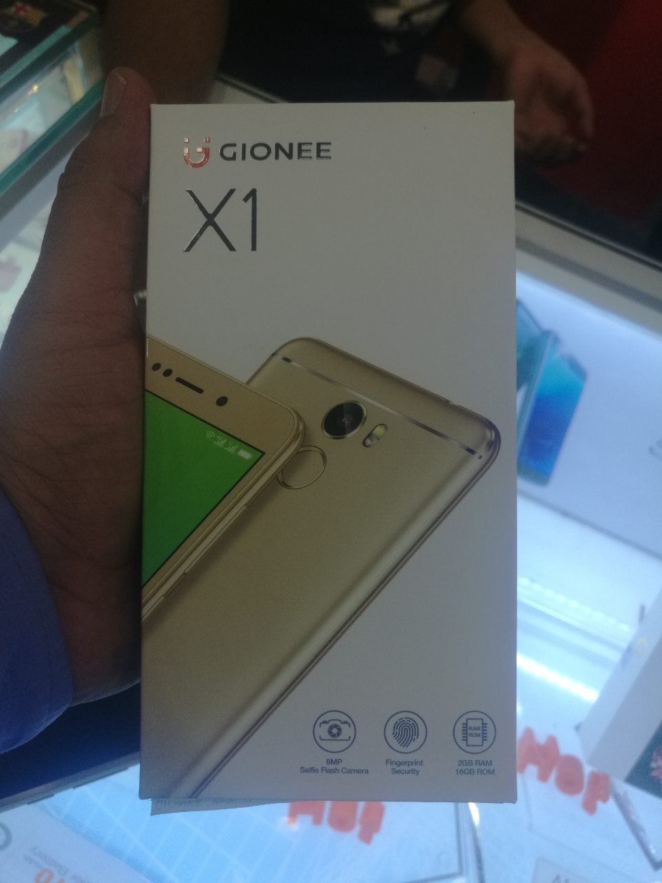 Gionee X1 price specs features box package