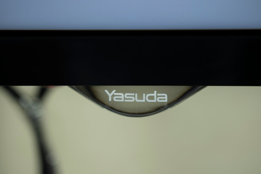 Yasuda YS-55UC3 55-inch 4K TV display bezels