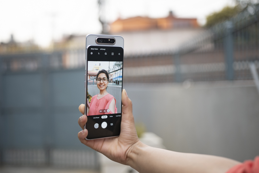 samsung galaxy a80 review front camera