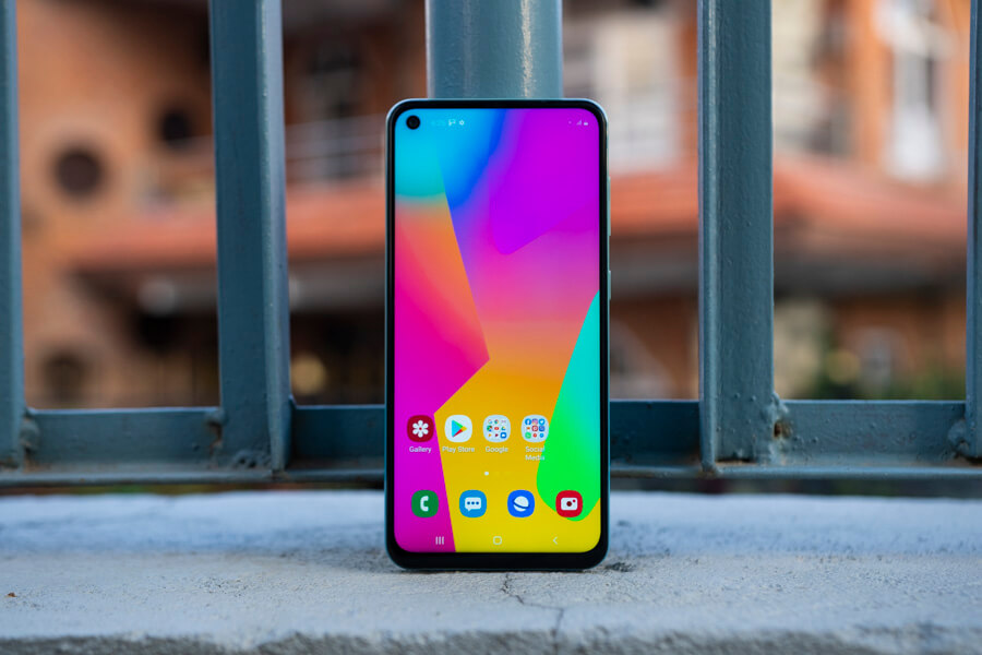 samsung galaxy m40 display