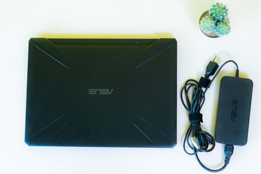 Asus TUF FX505 DD review charger