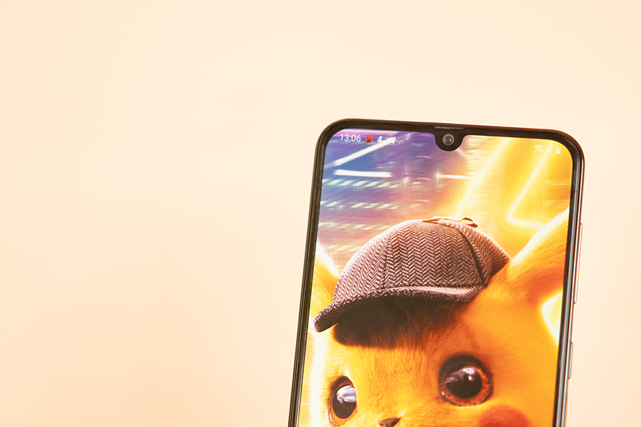 samsung galaxy a50s front selfie camera u shaped notch