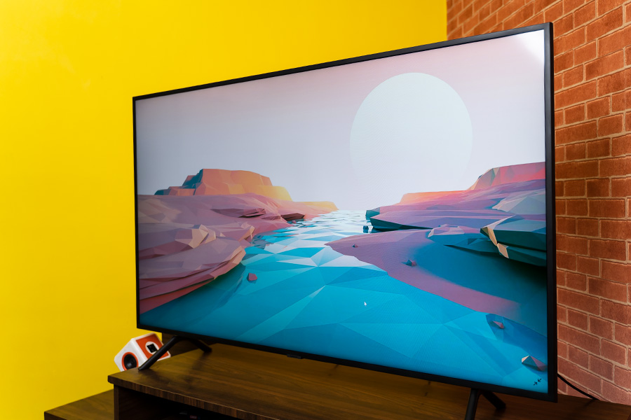 Samsung UA55RU7100R TV review design display colors contrast