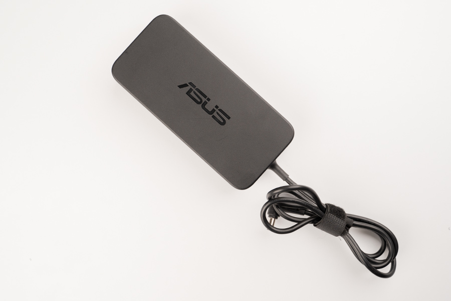 ASUS ZenBook Pro Duo Power Adapter