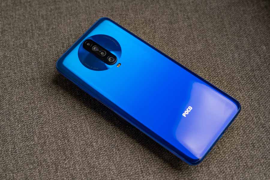 POCO X2 Design back cameras blue color