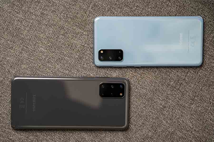 Samsung Galaxy S20, S20+ - Design - Cosmic Blue, Cosmic Grey color