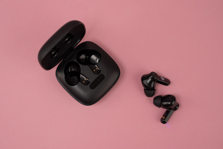 AQfit A11 TWS Earbuds with Case