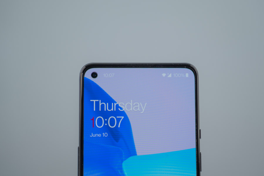 OnePlus 9 - Front Camera