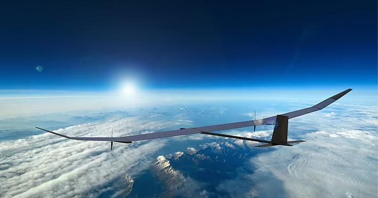 PHASA-35 flies 70000 ft for a year drone solar