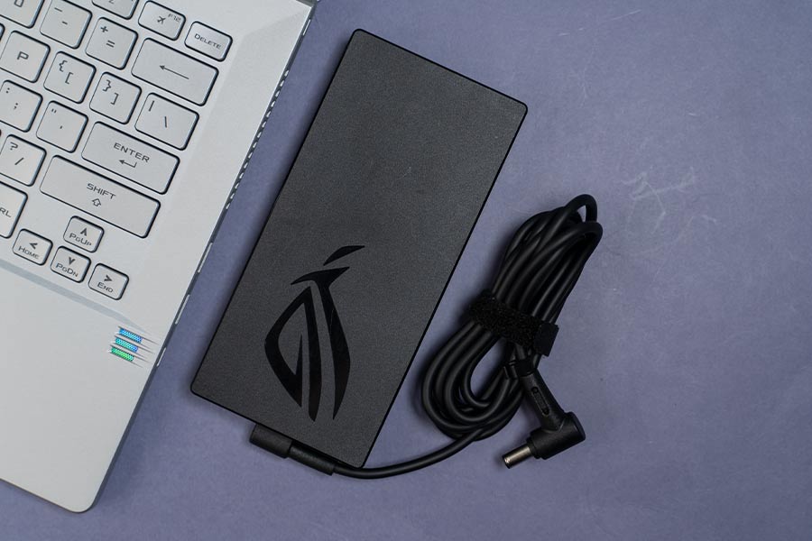 Asus ROG Zephyrus G14 2021 - Charger