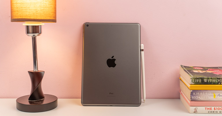 iPad 2021 Review 9th Gen 10.2