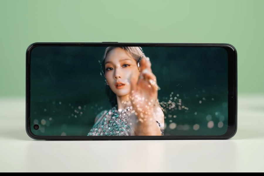 Realme 9 Pro+ - Display 2