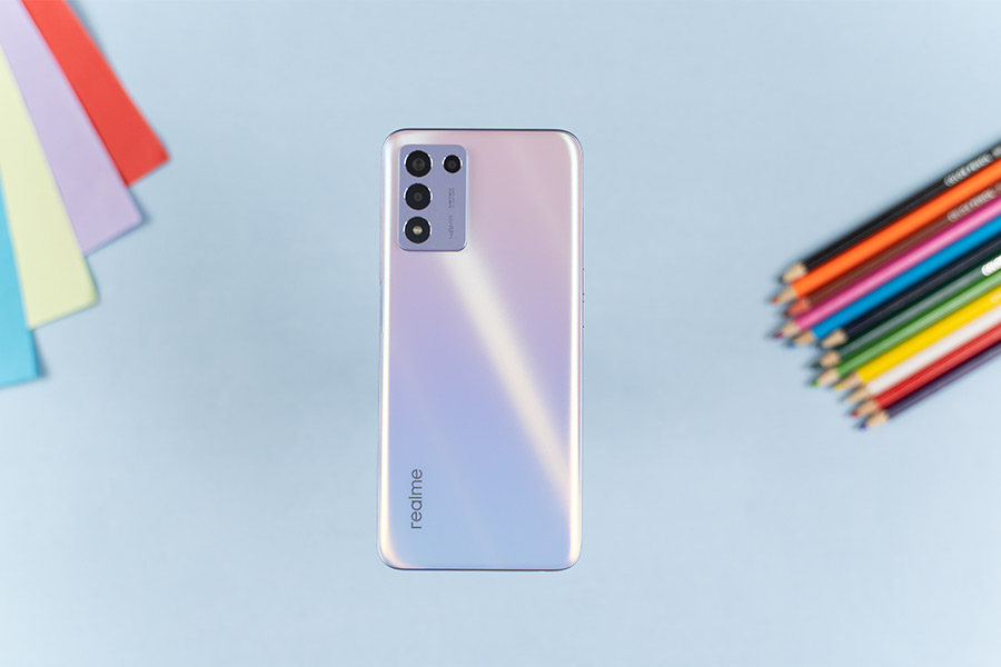 Realme 9 5G Speed Edition Design