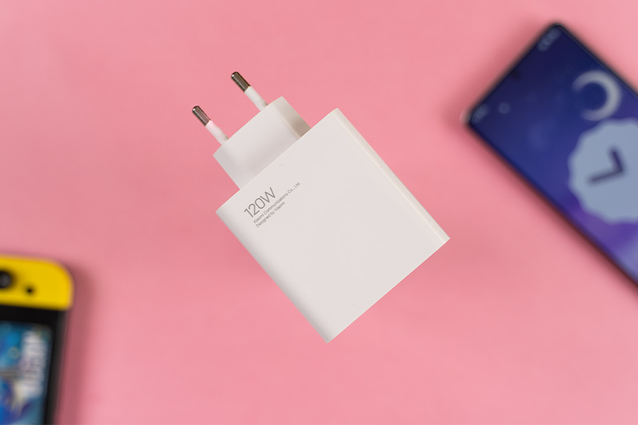 Xiaomi 12 Pro Charger