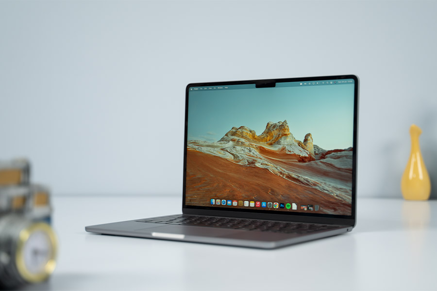 Apple MacBook Air M2 2022 - Display 1