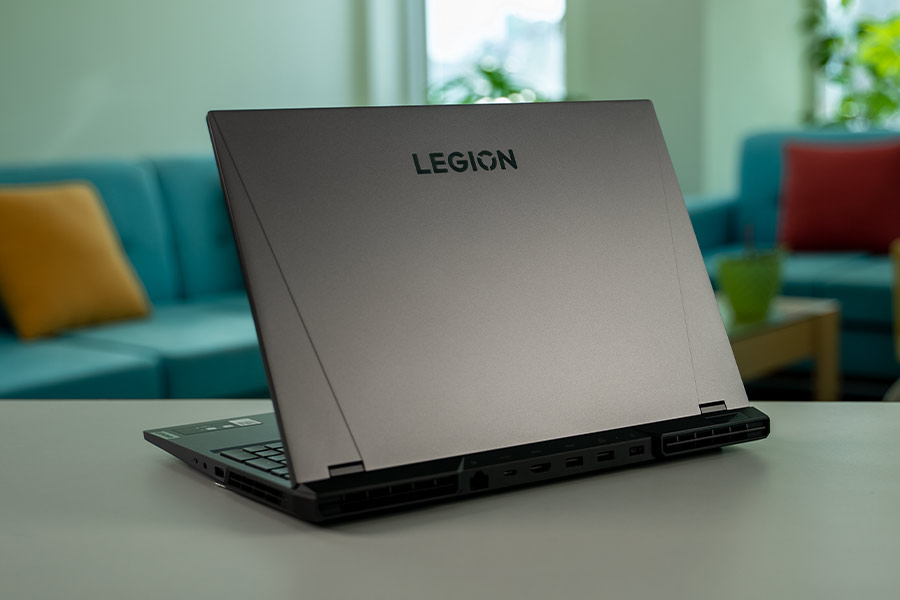 Lenovo Legion 5 Pro 2022 - Design 1