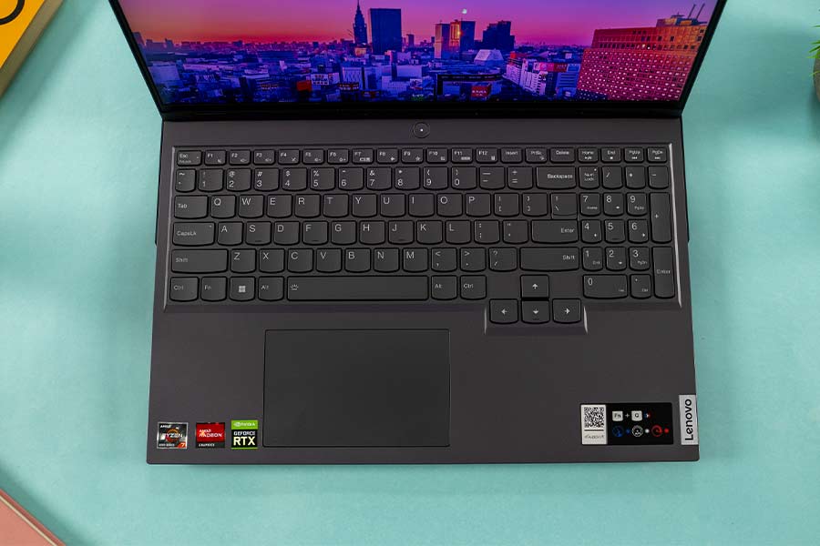 Lenovo Legion 5 Pro 2022 - Keyboard