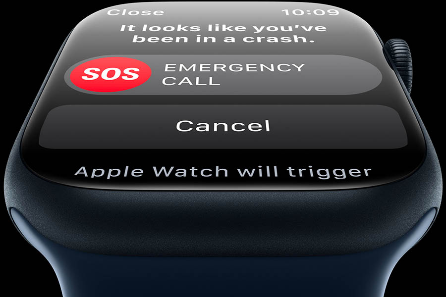 Apple Watch Series 8 - Crash Detection