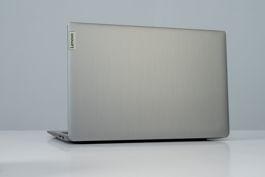 Lenovo IdeaPad 3 2022 - Design