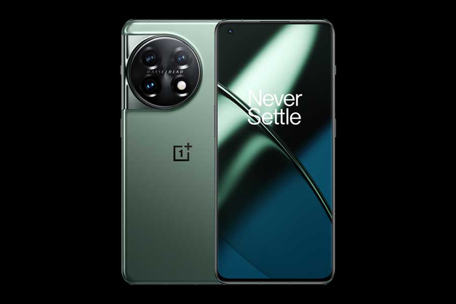 OnePlus 11 Design and Display