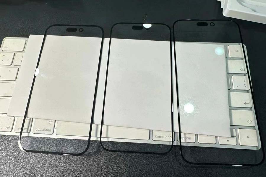 iPhone 15 Series Leaked Front Glass Panels