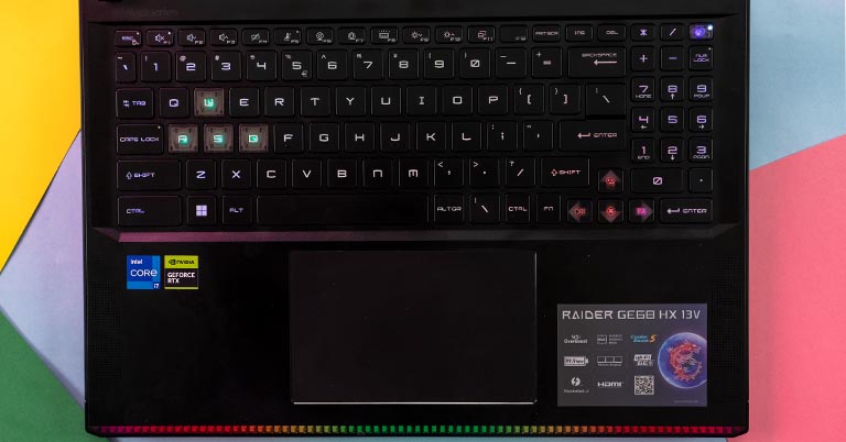 MSI Raider GE68 HX (2023) - Keyboard 2