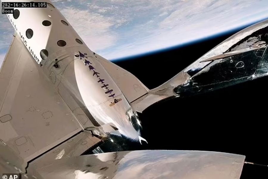 Virgin-Galactics-rocket-plane