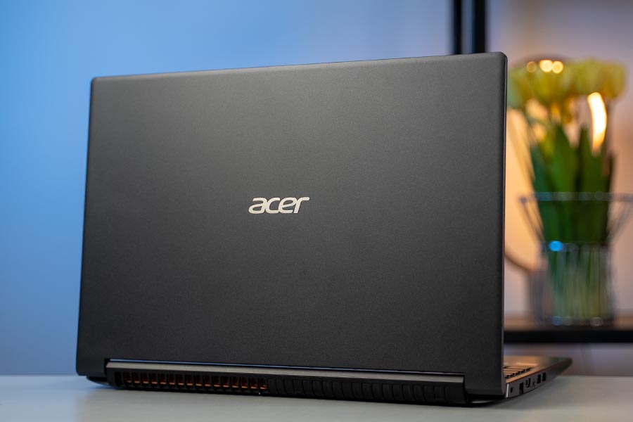 Acer Aspire 7 Design
