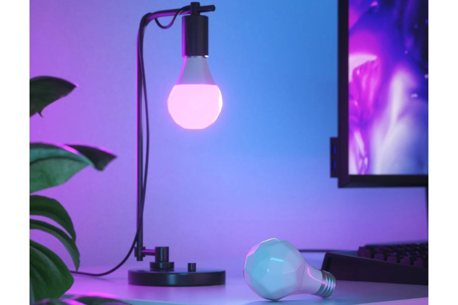 Nanoleaf Essential Matter A19 Smart Bulb