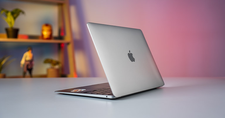 MacBook Air M1 in 2024 Review