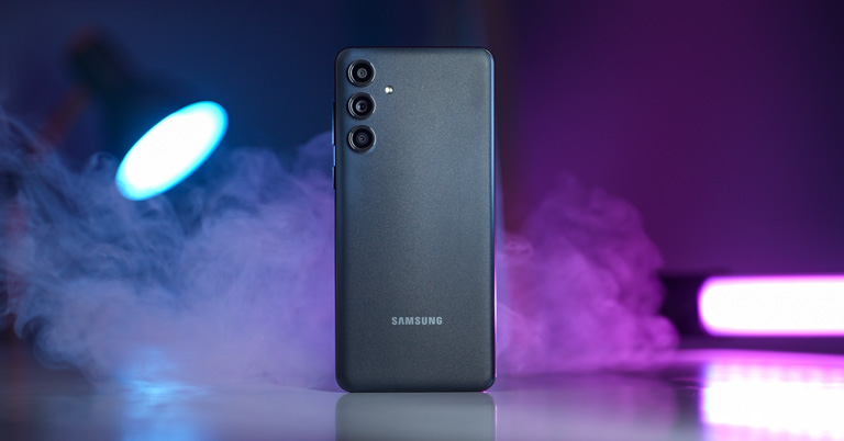 Samsung Galaxy M55 Review
