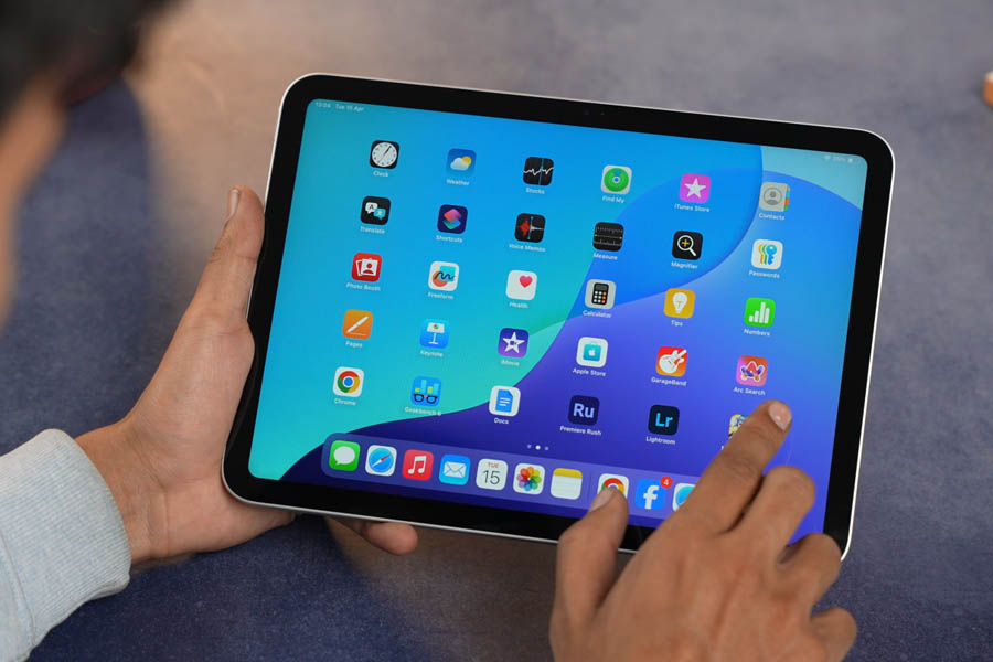 iPad 2025 11th Generation - UI