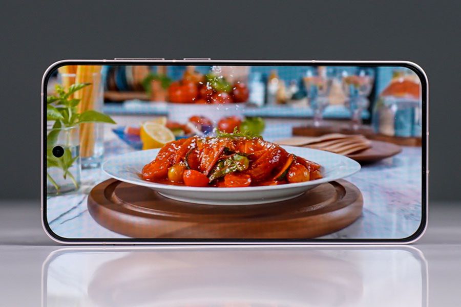 OnePlus 13s Display