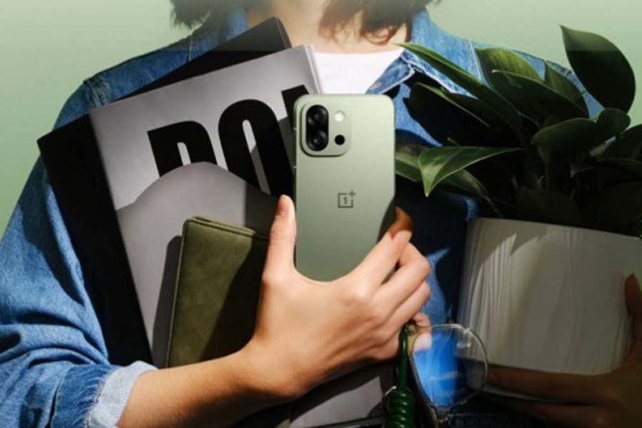 OnePlus 13s design