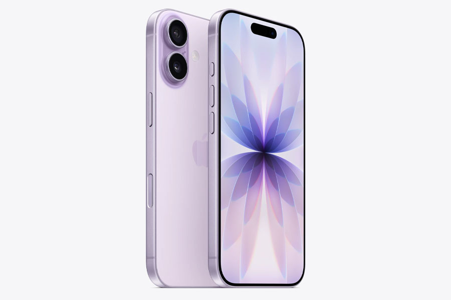 iPhone 17 display