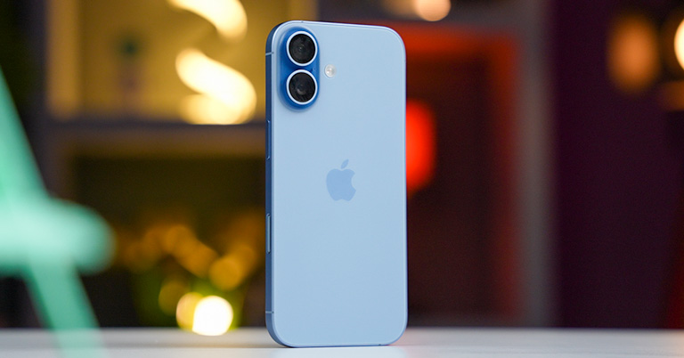 iPhone 17 Review