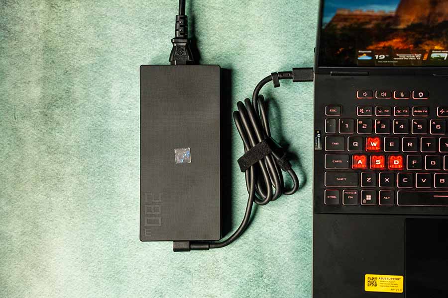 ASUS TUF Gaming F16 2025 charger